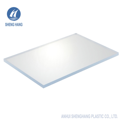 ISO SGS ورقة PC شفافة مقاومة للحريق 2050 * 3050mm للتسقيف